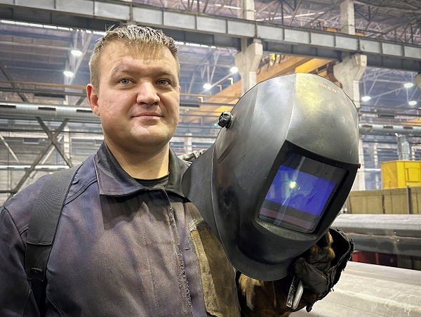 ЧМЗ сварка2.jpg ЧМЗ сварка2.jpg