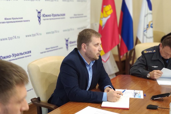 Заместитель председателя комитета ЮУТПП по транспорту и логистике Павел Масленников.jpg Заместитель председателя комитета ЮУТПП по транспорту и логистике Павел Масленников.jpg
