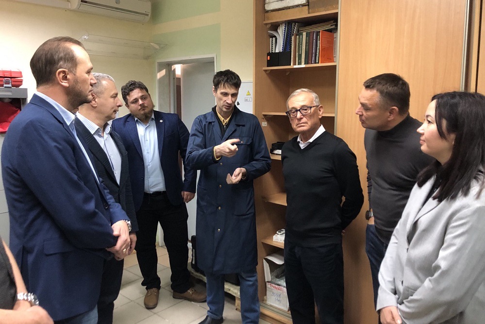 Экскурсия на Челябинском ЦСМ.jpg Экскурсия на Челябинском ЦСМ.jpg