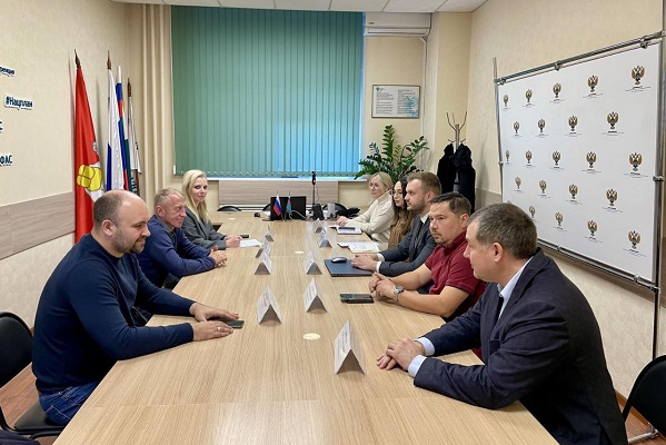 Участники заседания Общественного совета.jpg