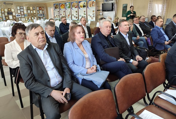 4.jpg 4.jpg