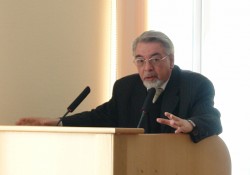 И.М.Лазарев